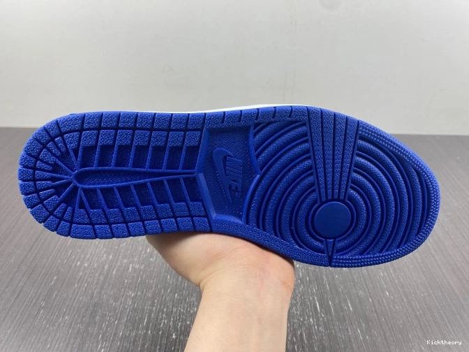 Kick Theory Low (2015) Jordan 1 Retro Royal 705329-004 0724